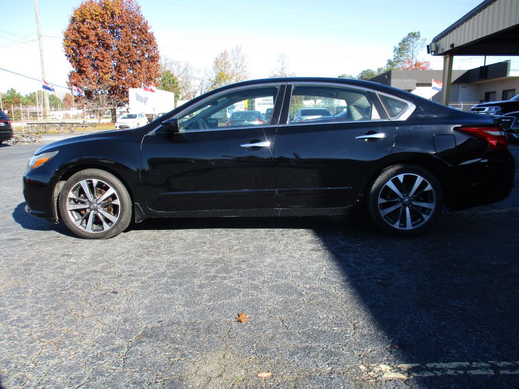 2016 Nissan Altima Image 2