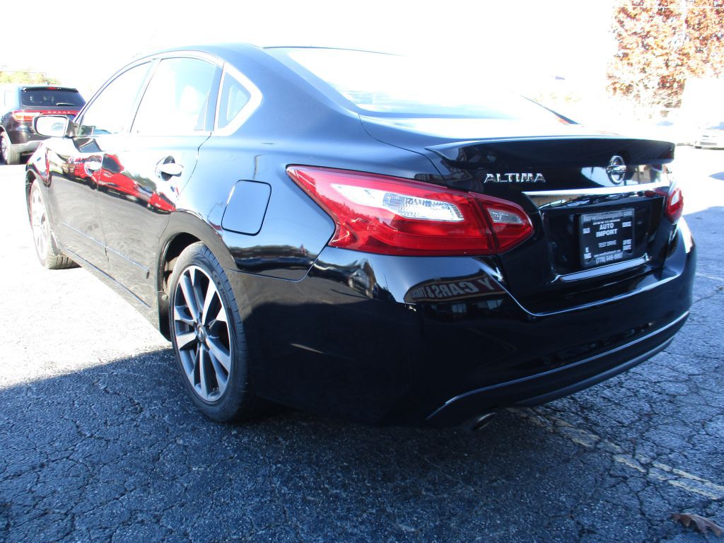 2016 Nissan Altima Image 6