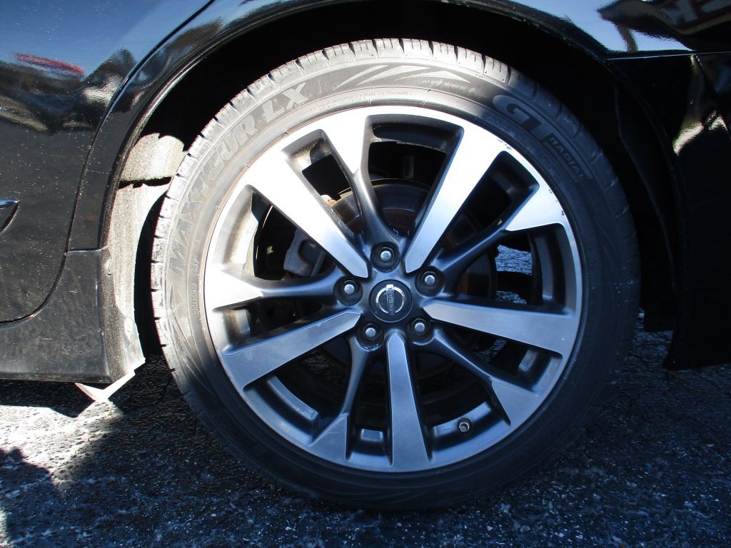 2016 Nissan Altima Image 27