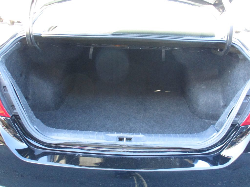 2016 Nissan Altima Image 29