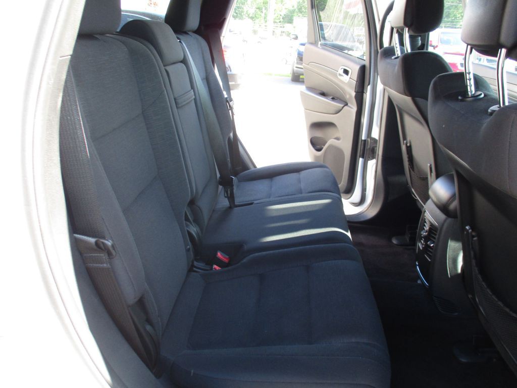 2016 Jeep Grand Cherokee Image 18