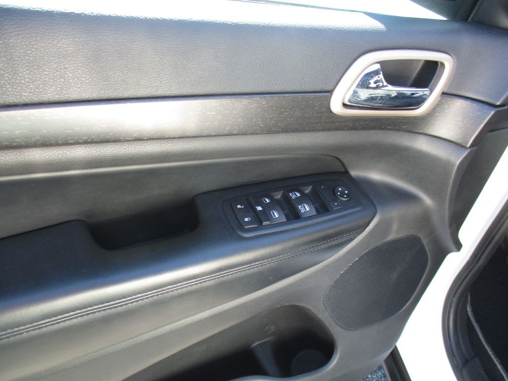 2016 Jeep Grand Cherokee Image 20