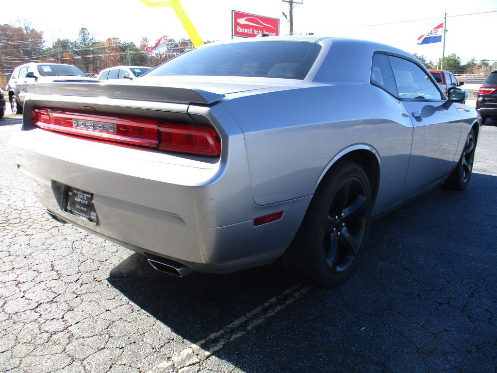 2013 Dodge Challenger Image 7