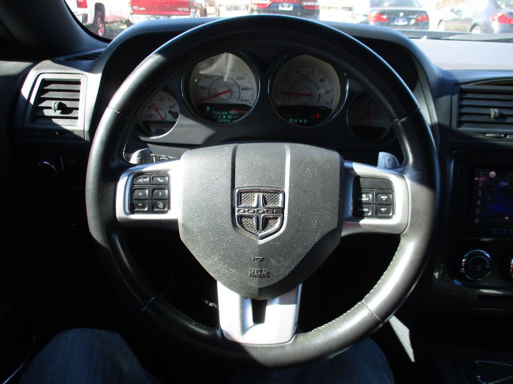 2013 Dodge Challenger Image 11