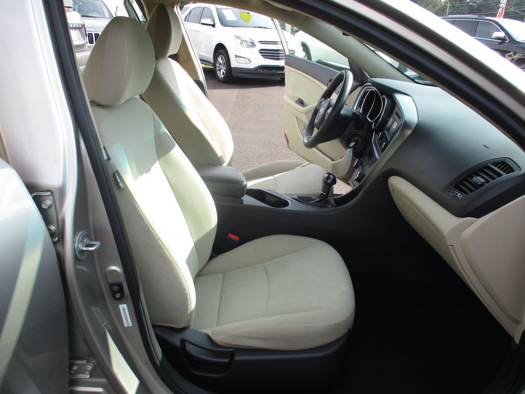 2015 Kia Optima Image 20