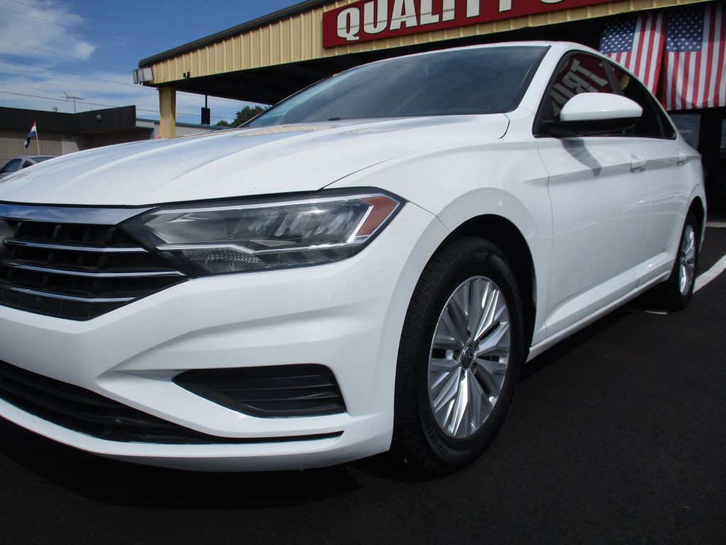 2019 Volkswagen Jetta Image 9