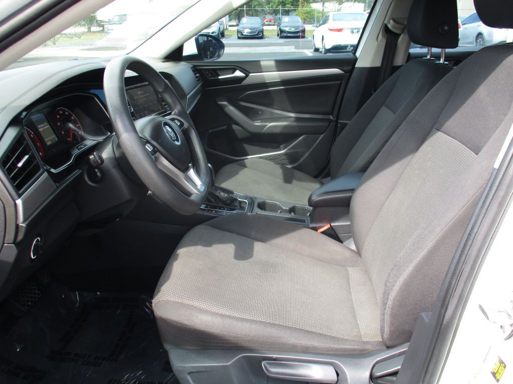 2019 Volkswagen Jetta Image 17