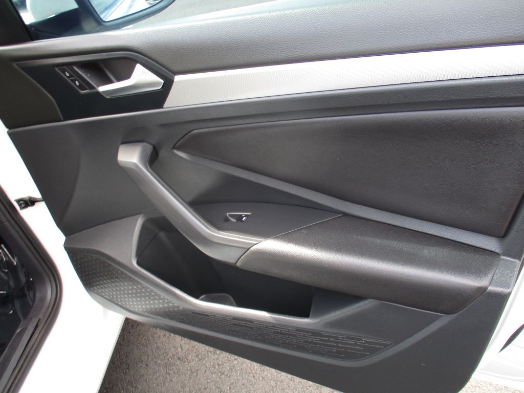 2019 Volkswagen Jetta Image 24