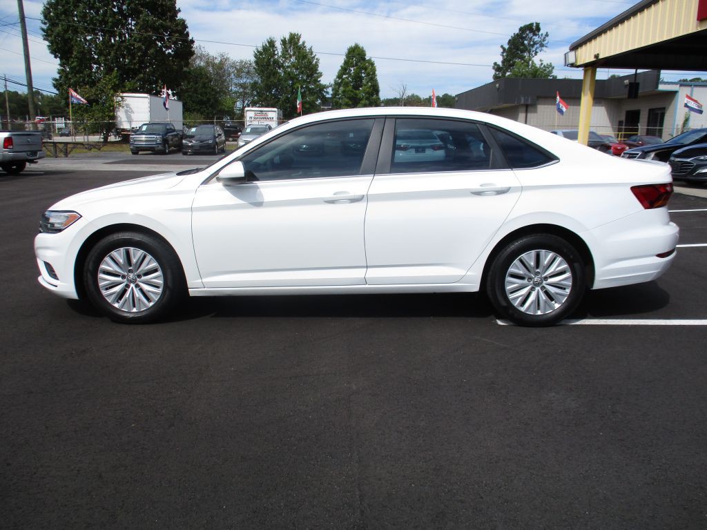 2019 Volkswagen Jetta Image 3