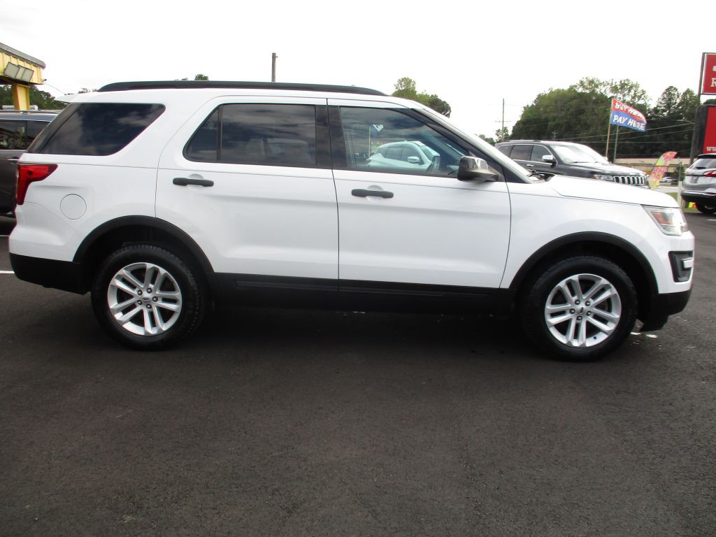 2016 Ford Explorer Image 3