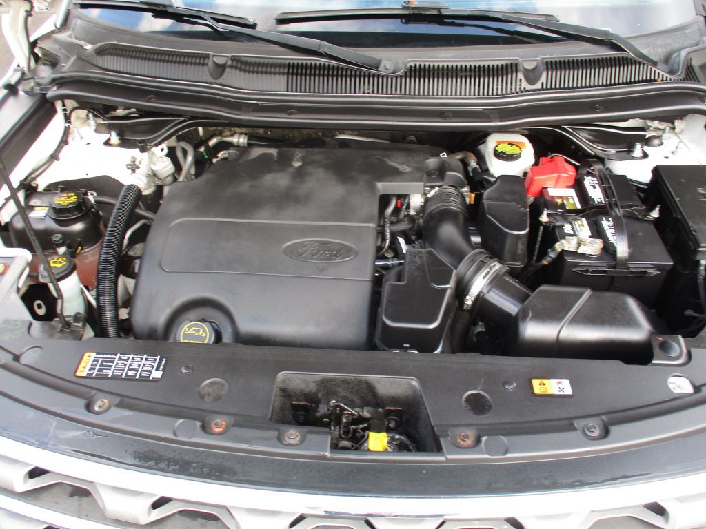 2016 Ford Explorer Image 32