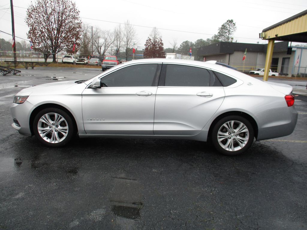 2015 Chevrolet Impala Image 2