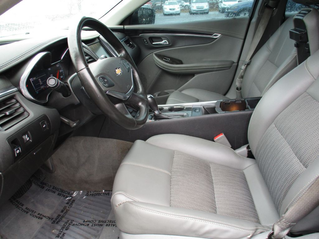 2015 Chevrolet Impala Image 13