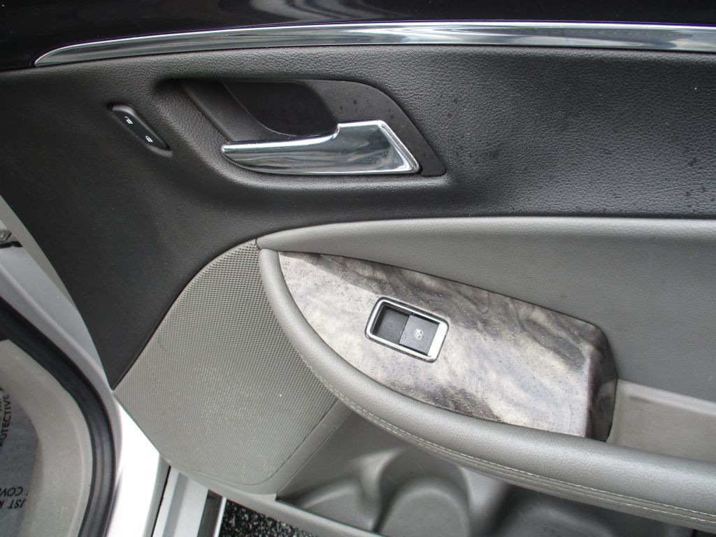 2015 Chevrolet Impala Image 21