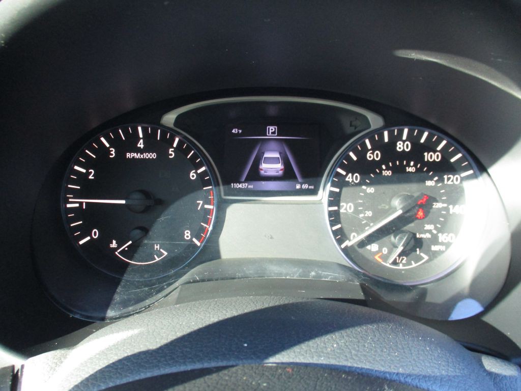 2017 Nissan Altima Image 12