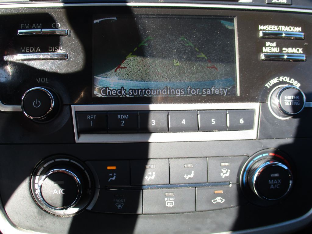 2017 Nissan Altima Image 14