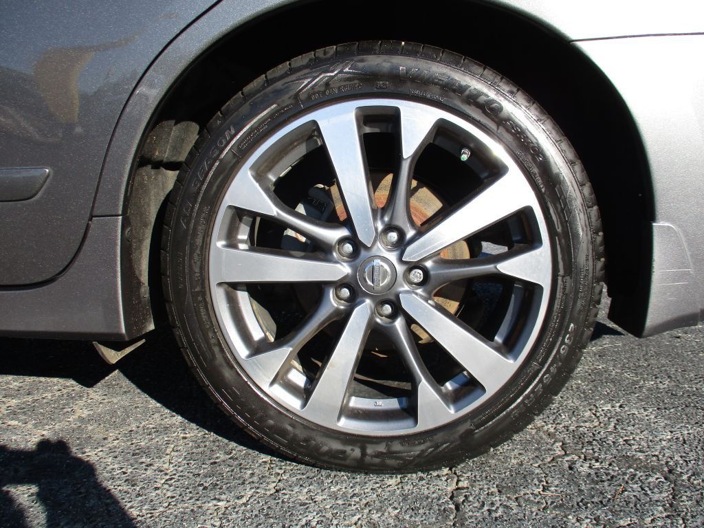 2017 Nissan Altima Image 27