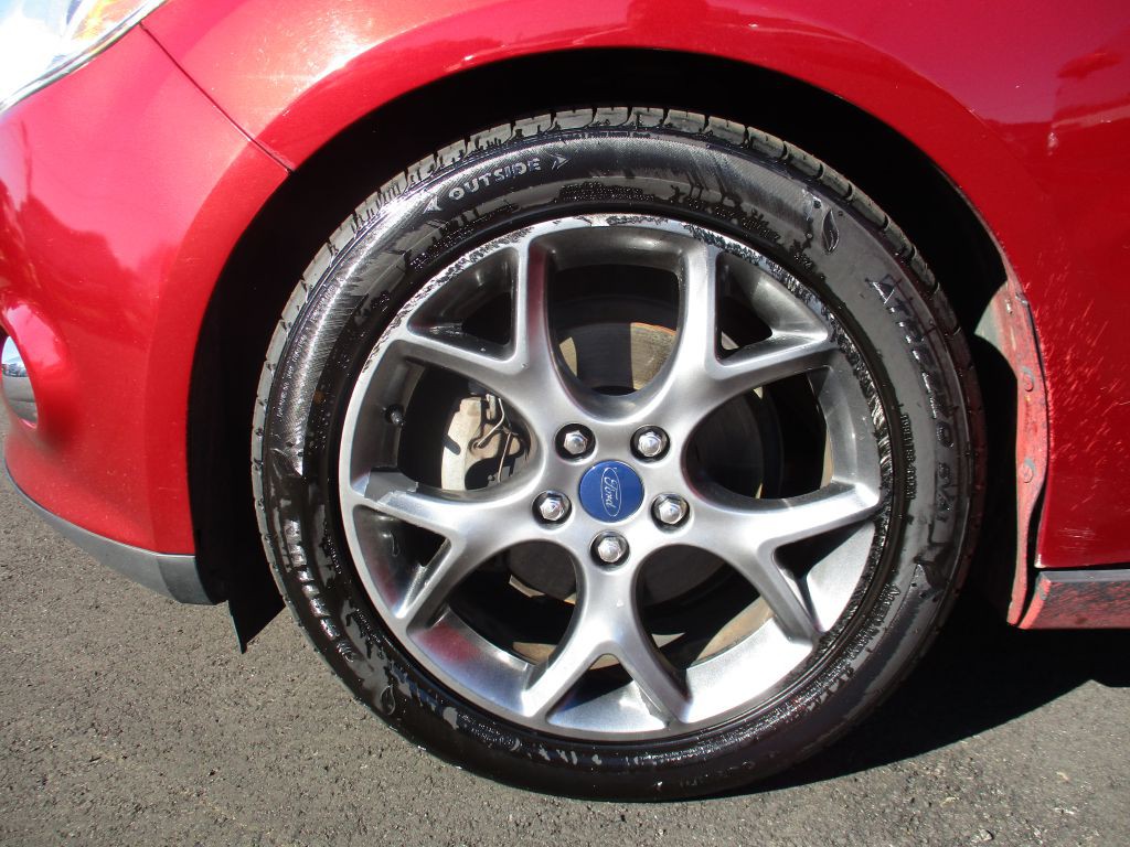 2014 Ford Focus Image 23