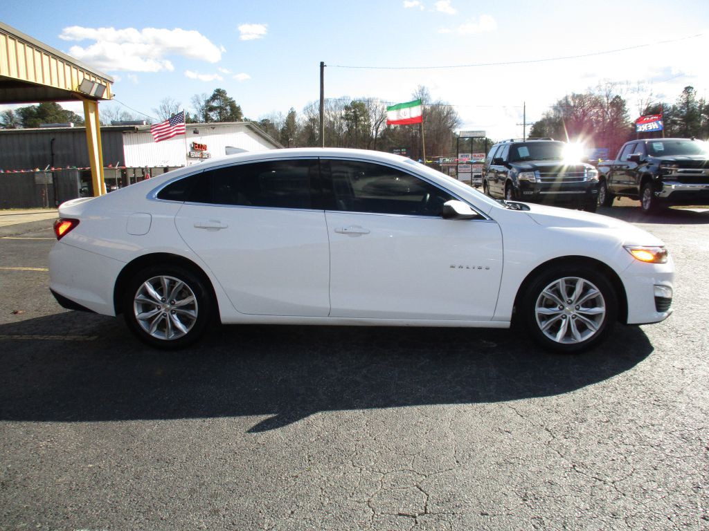 2020 Chevrolet Malibu Image 3