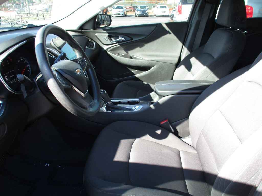 2020 Chevrolet Malibu Image 16