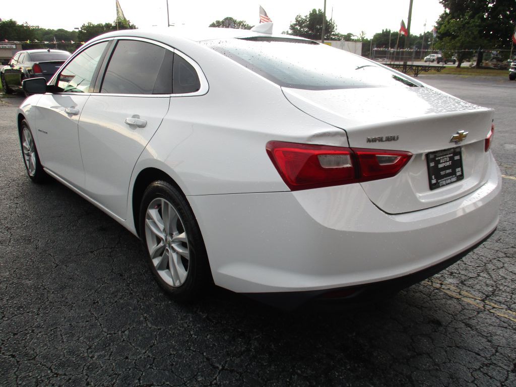 2016 Chevrolet Malibu Image 6