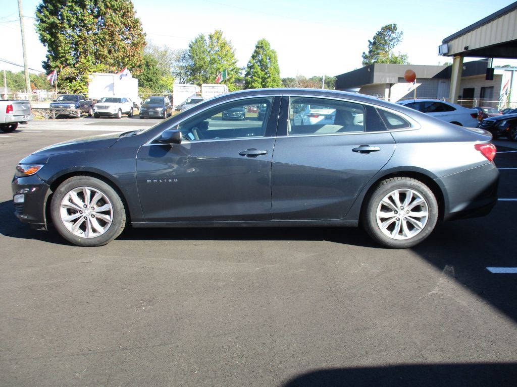 2020 Chevrolet Malibu Image 2