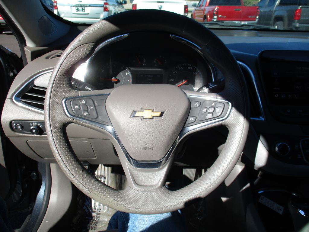2020 Chevrolet Malibu Image 11