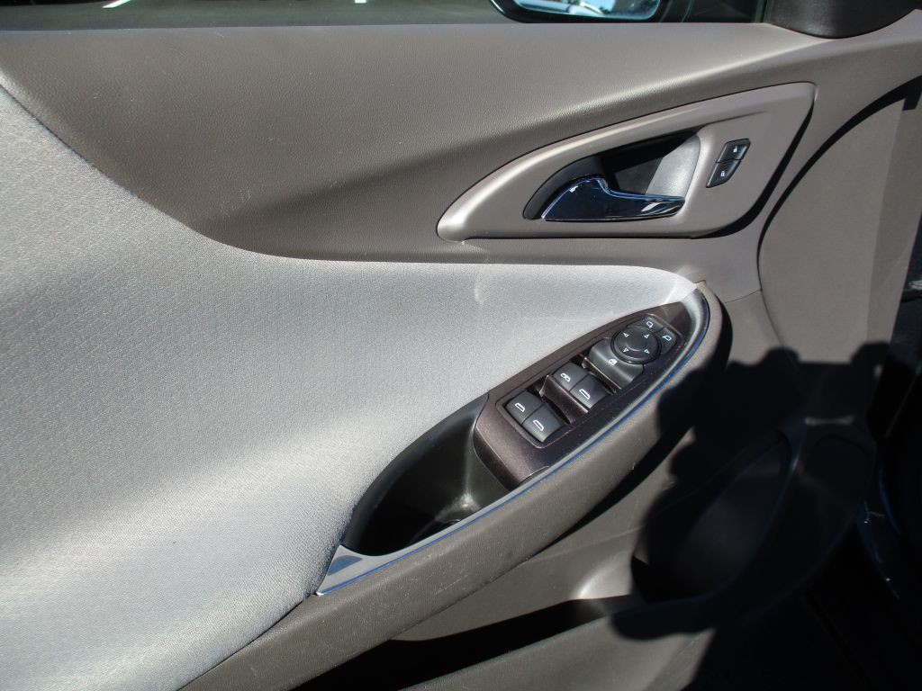 2020 Chevrolet Malibu Image 20