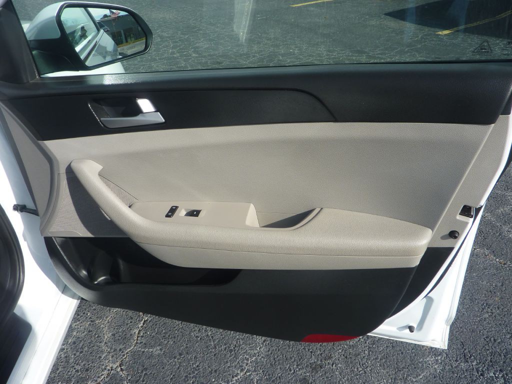 2017 Hyundai Sonata Image 26