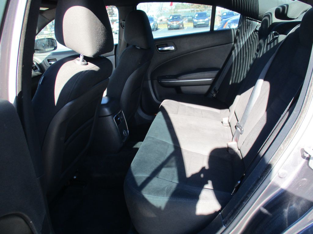 2014 Dodge Charger Image 15