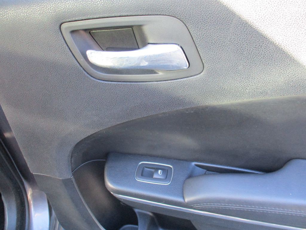 2014 Dodge Charger Image 21