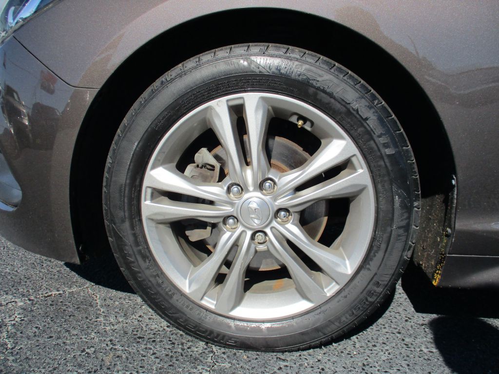 2017 Hyundai Sonata Image 7