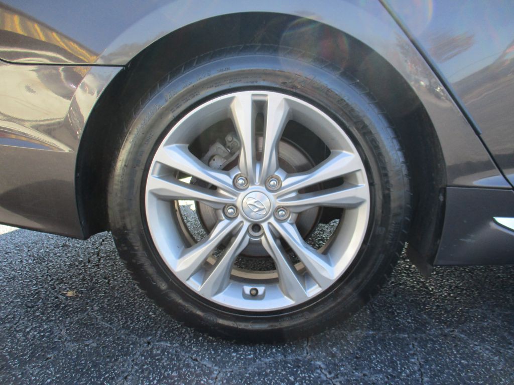 2017 Hyundai Sonata Image 9