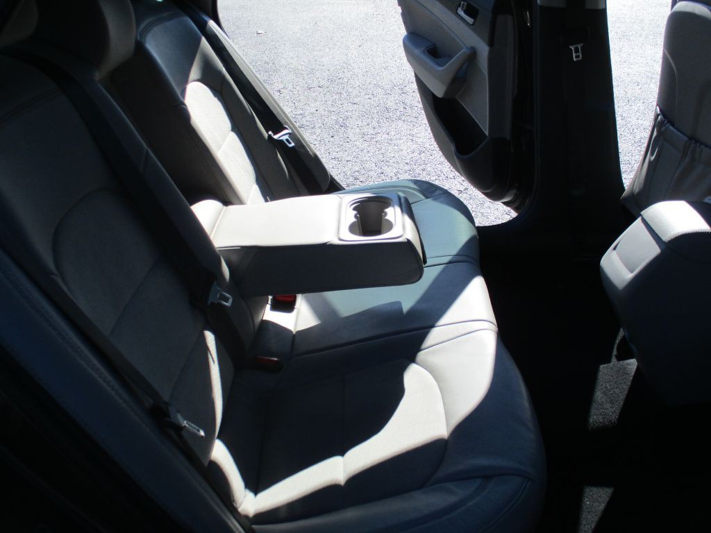 2017 Hyundai Sonata Image 25