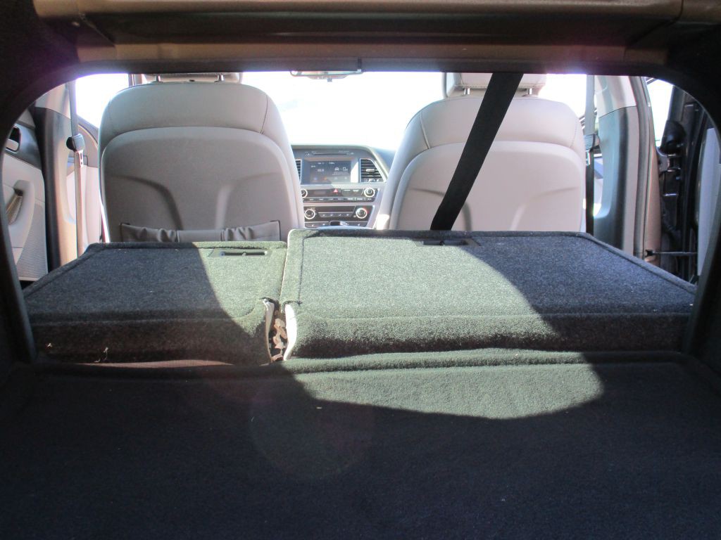 2017 Hyundai Sonata Image 28