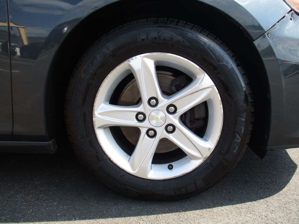 2019 Chevrolet Malibu Image 22