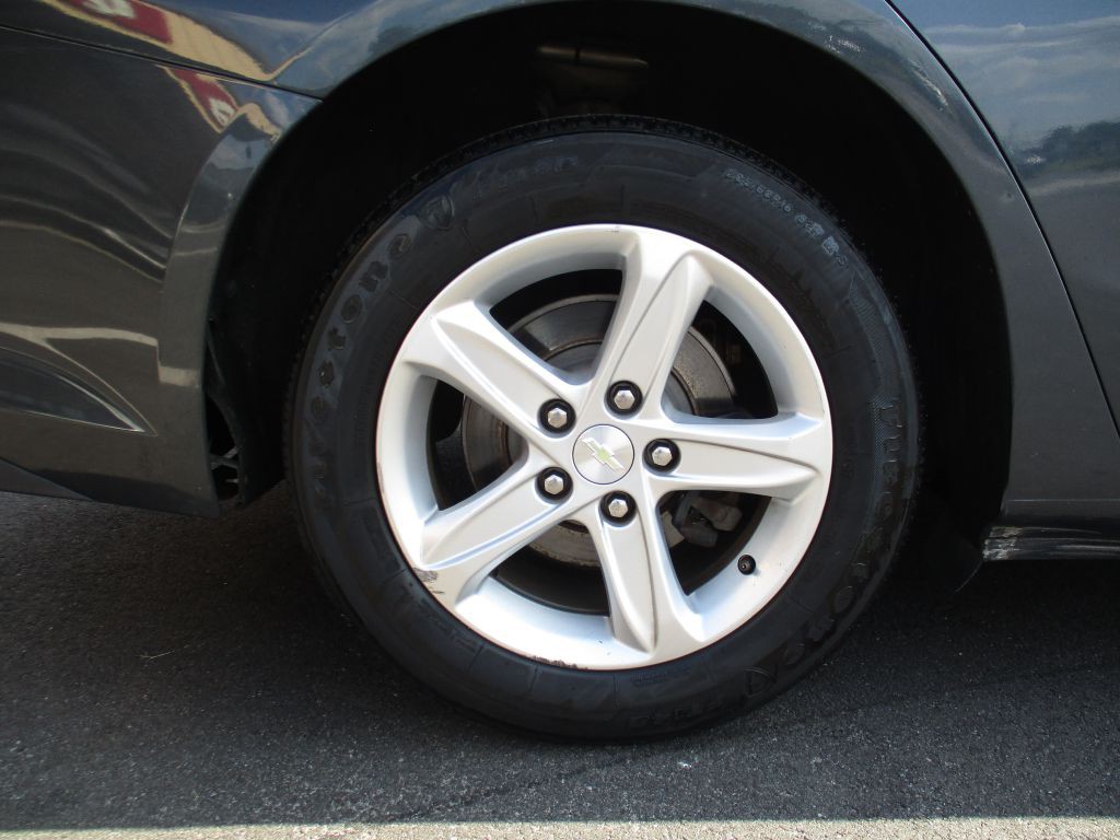 2019 Chevrolet Malibu Image 23