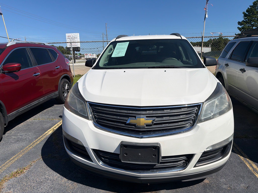 2014 Chevrolet Traverse Image 2