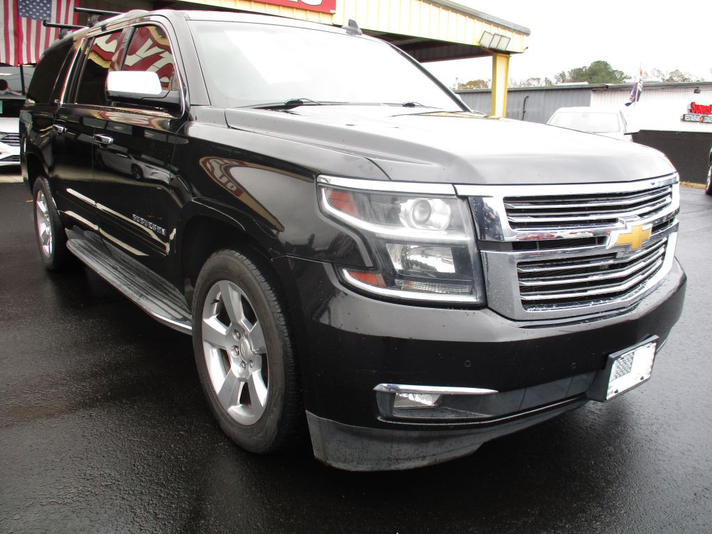 2016 Chevrolet Suburban Image 8