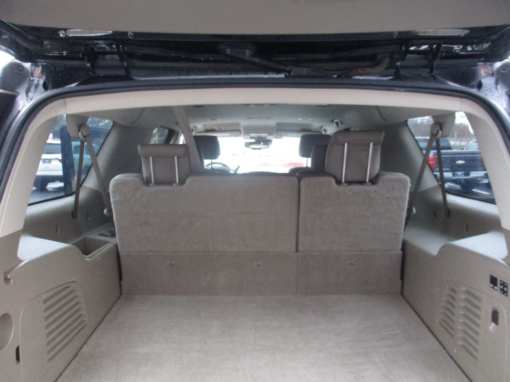 2016 Chevrolet Suburban Image 31