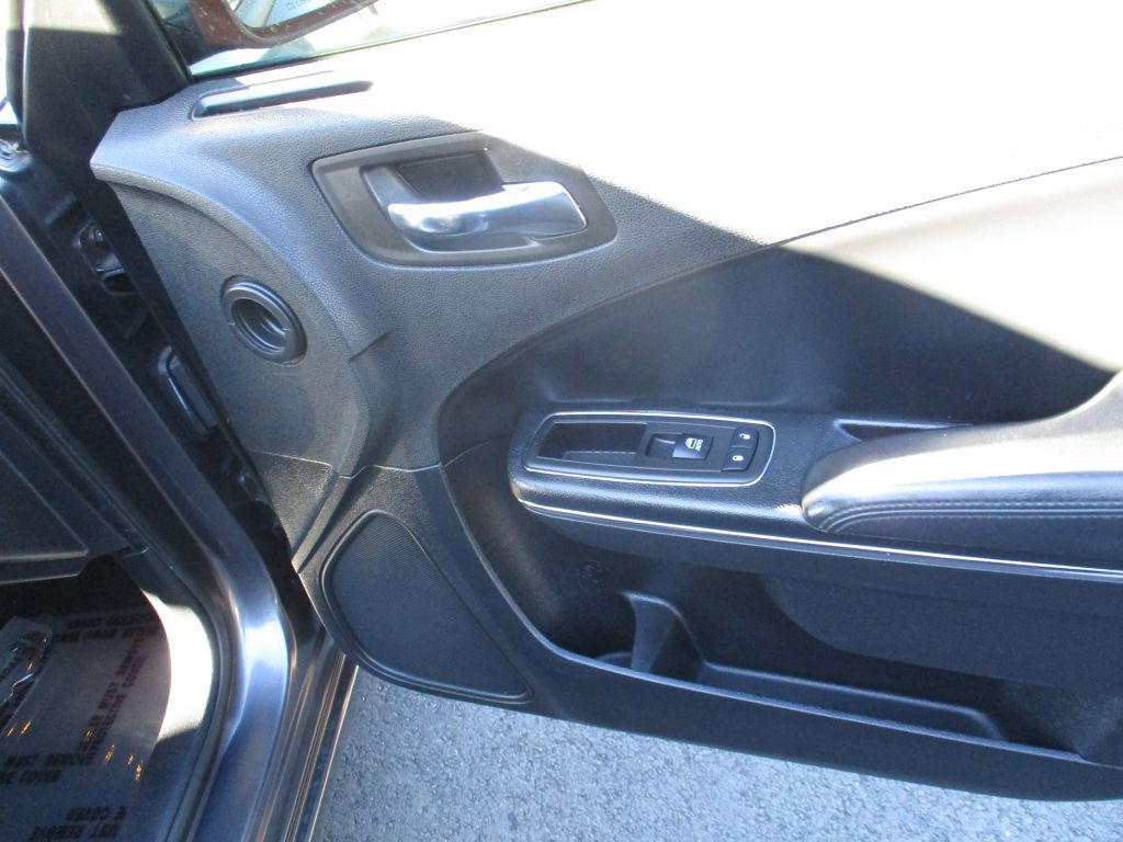 2014 Dodge Charger Image 22