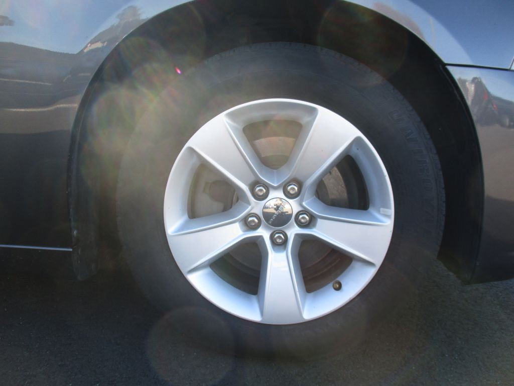 2014 Dodge Charger Image 23