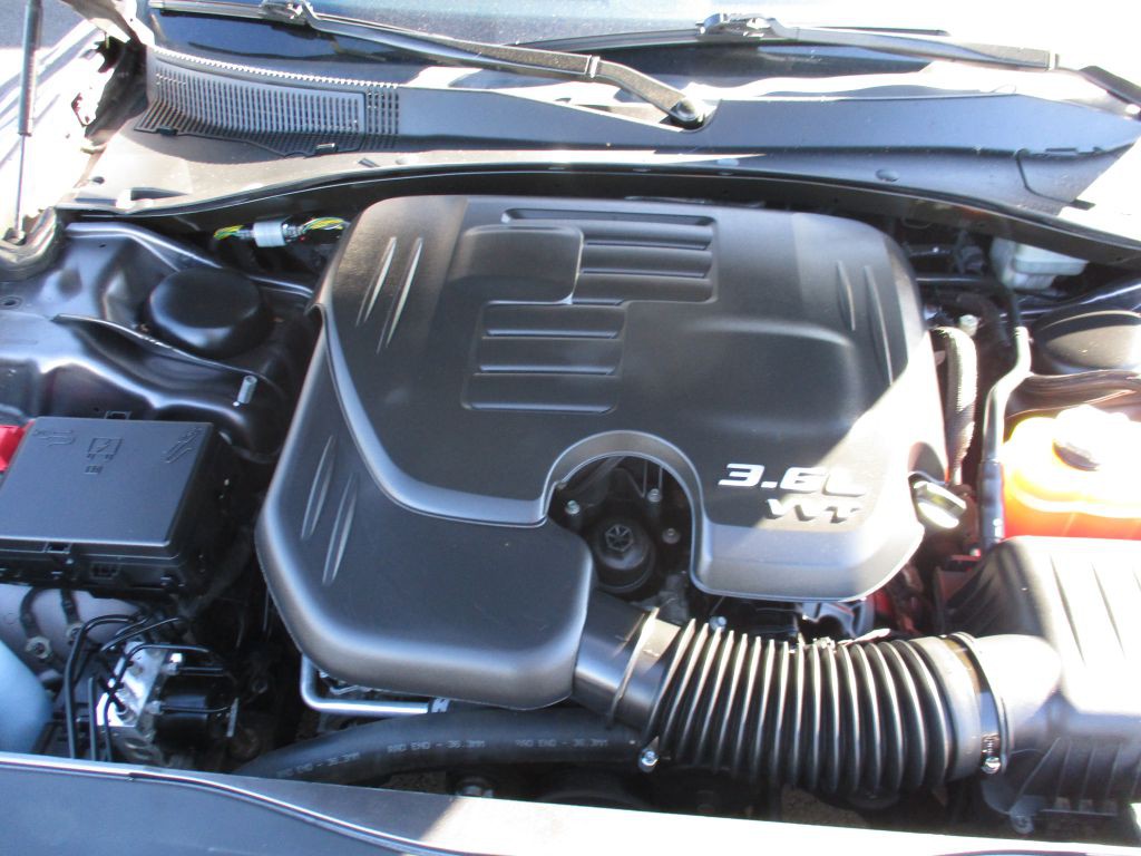 2014 Dodge Charger Image 28