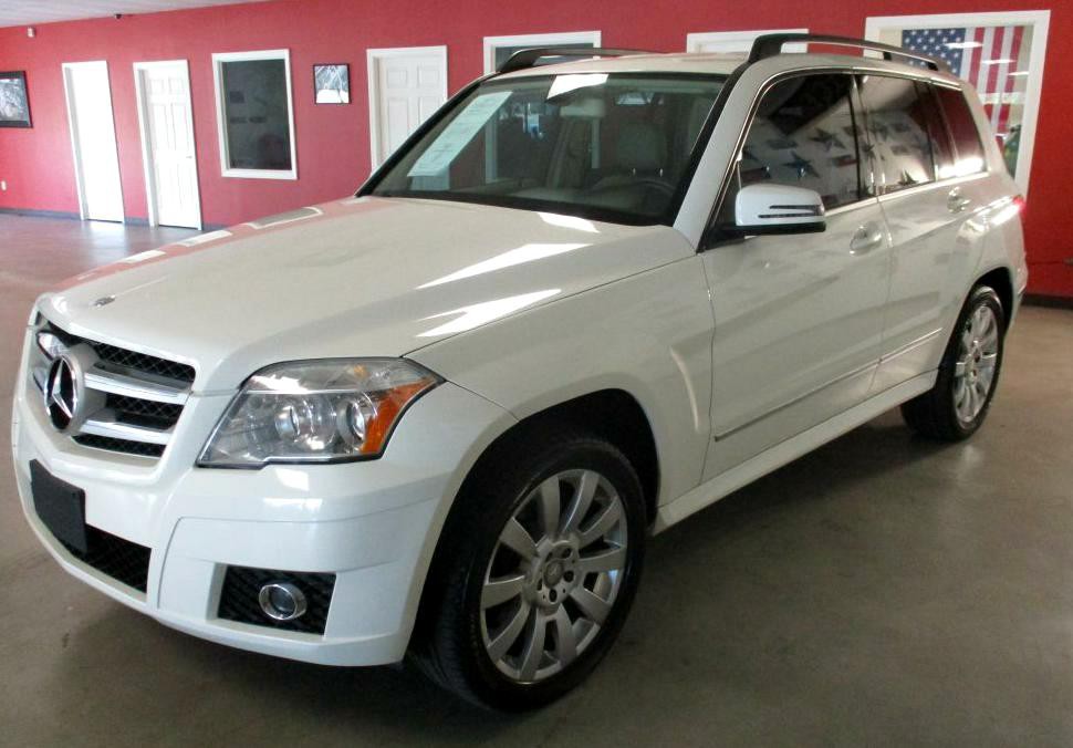 2011 Mercedes-Benz GLK-Class Image 3