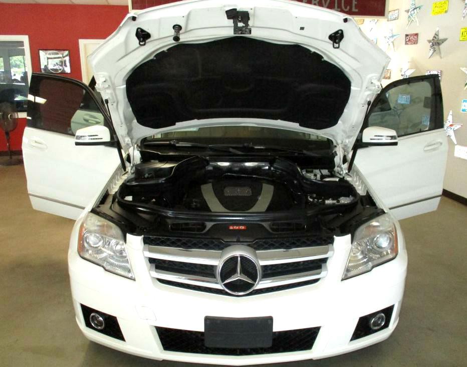 2011 Mercedes-Benz GLK-Class Image 8