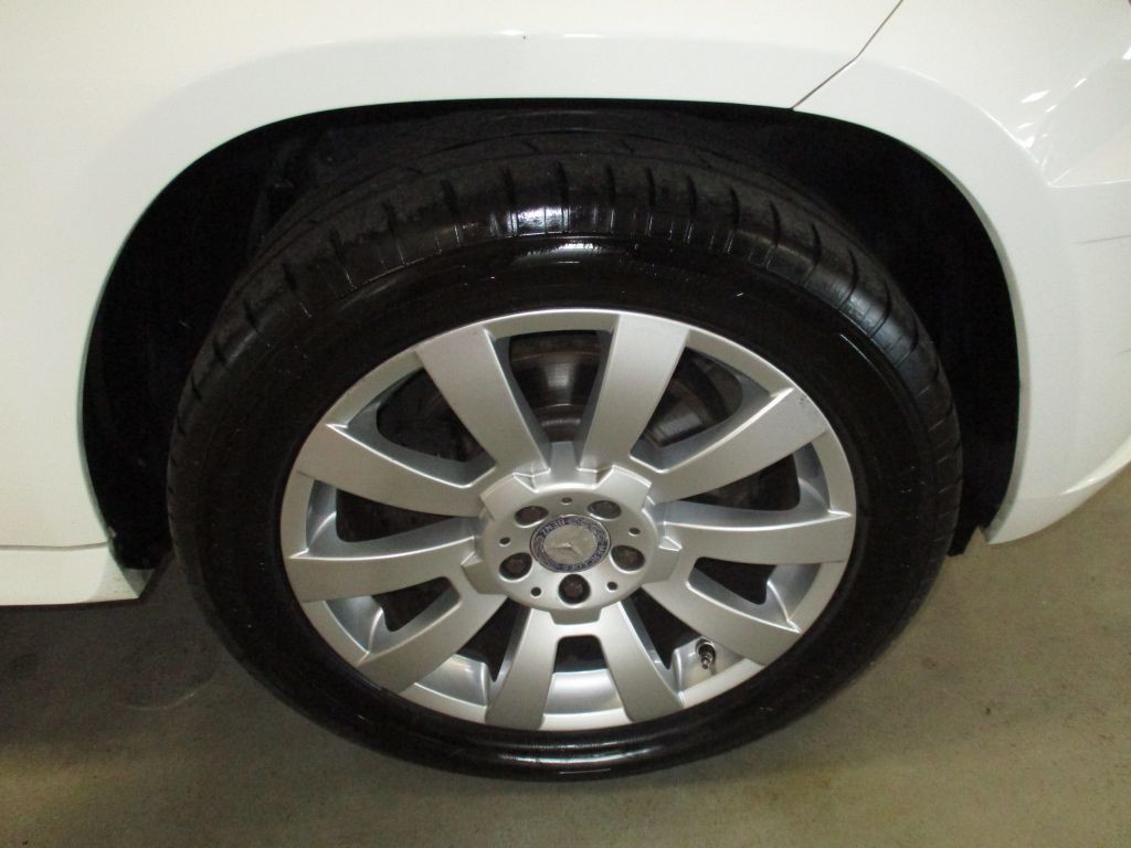 2011 Mercedes-Benz GLK-Class Image 19