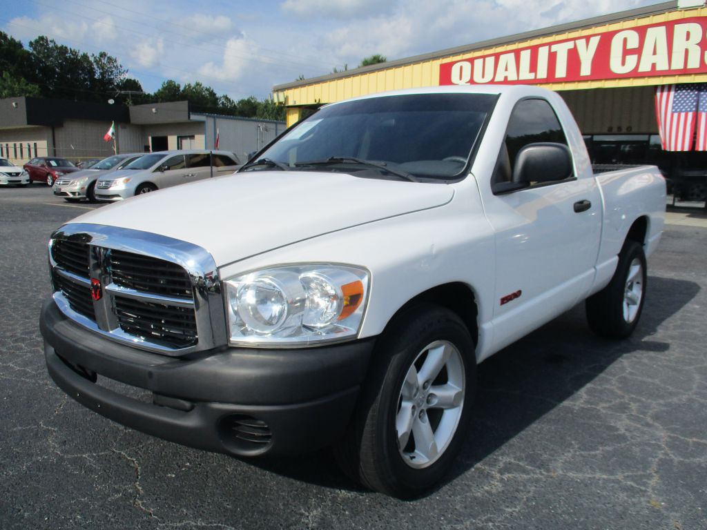 2007 Dodge Ram 1500 Image 2