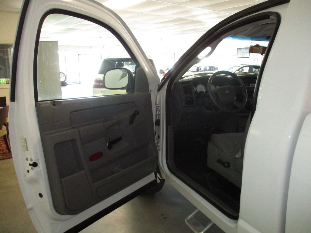 2007 Dodge Ram 1500 Image 6
