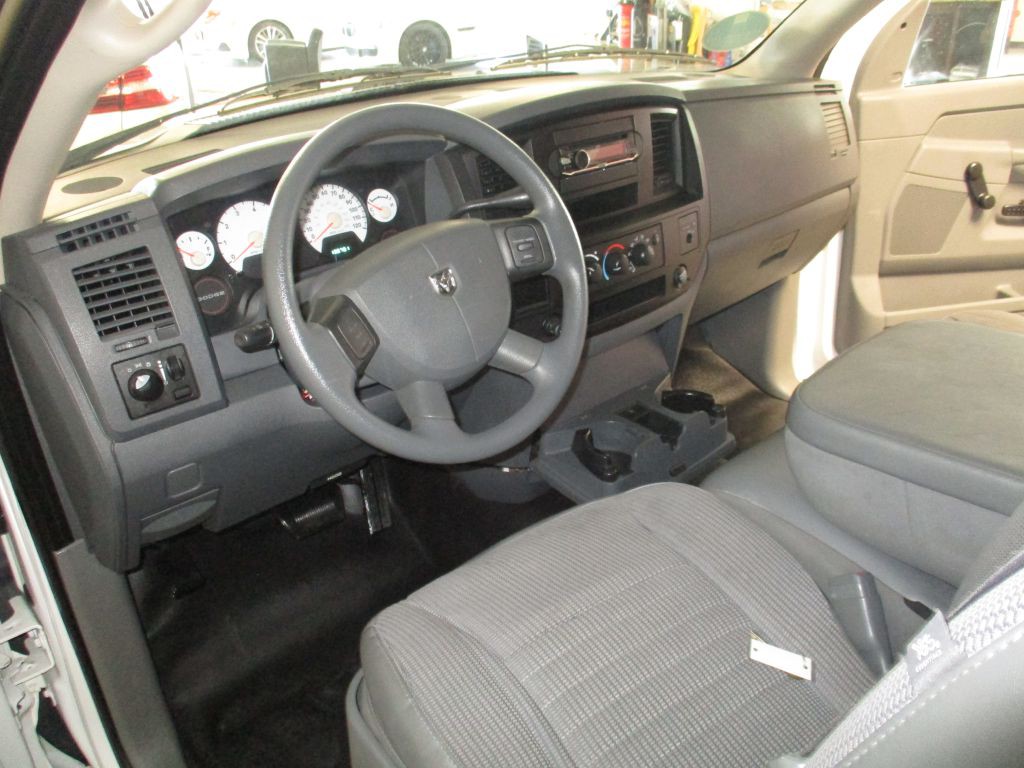 2007 Dodge Ram 1500 Image 9