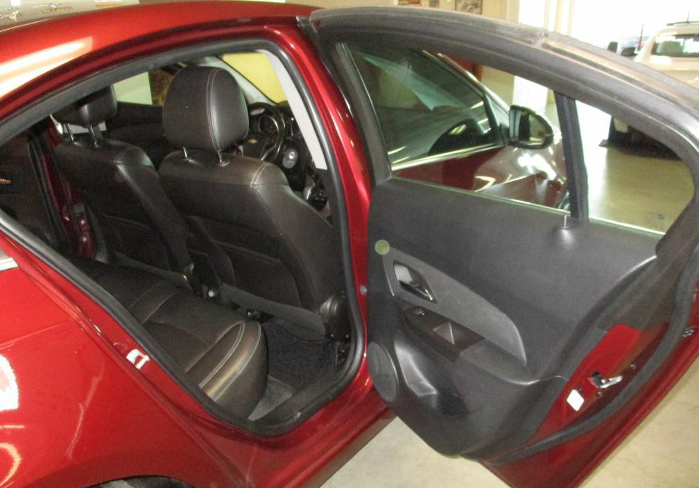 2015 Chevrolet Cruze Image 11